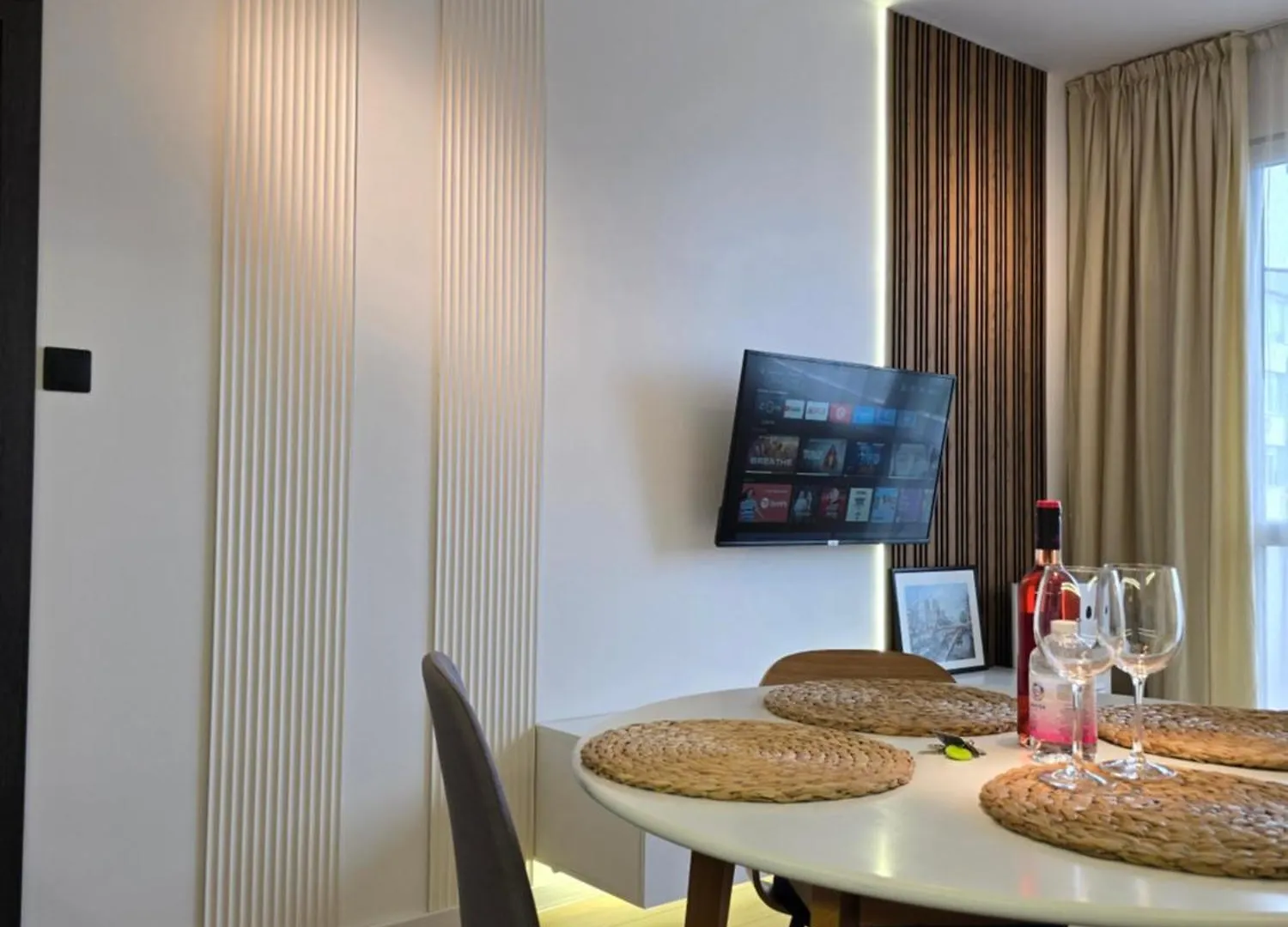 Cozy Apartment With Balcony On The Black Sea- Part Of The Family 'Vicki Apart Varna 0*,