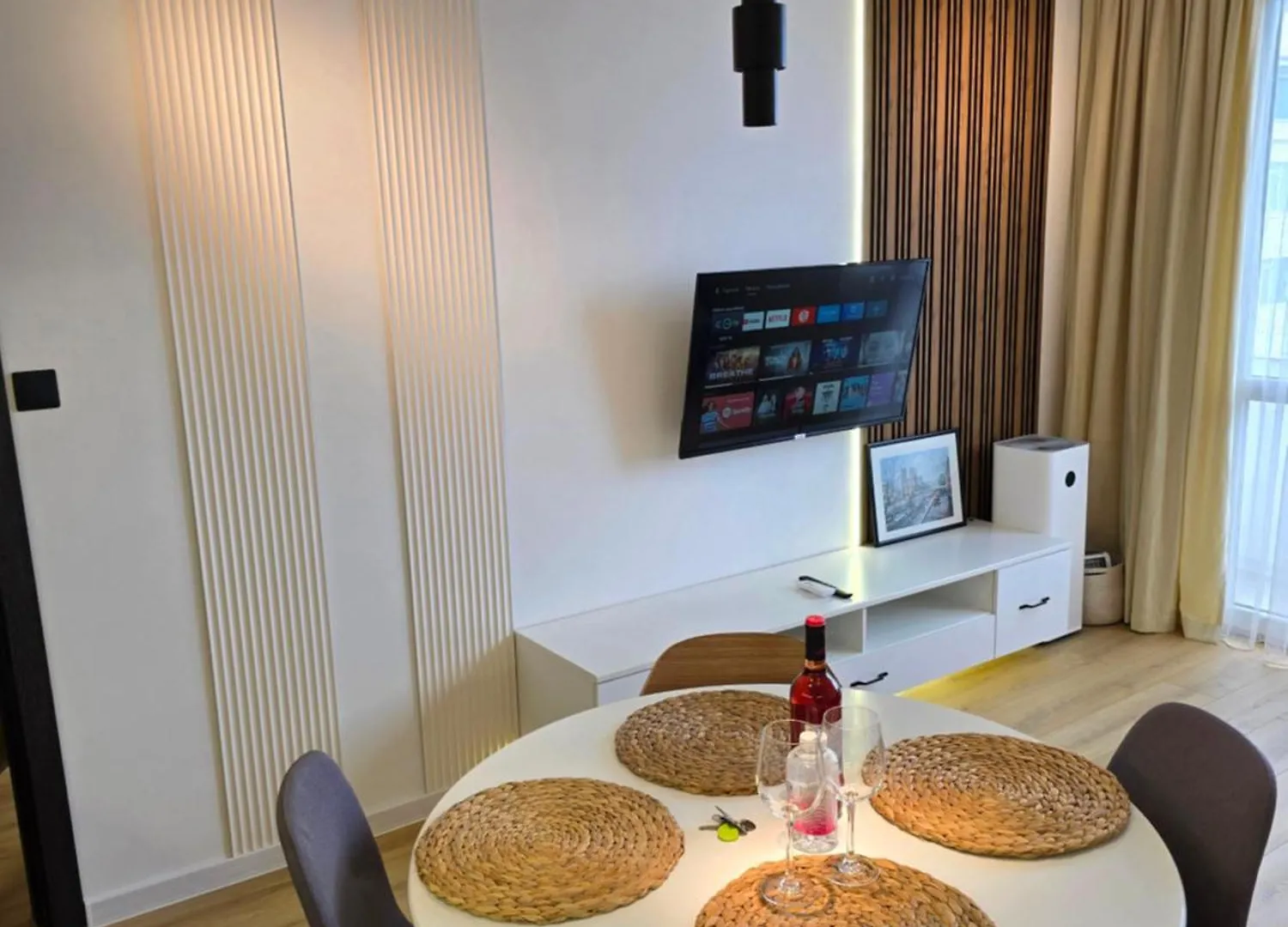Cozy Apartment With Balcony On The Black Sea- Part Of The Family 'Vicki Apart Varna